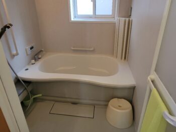 浴室　工事前後